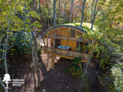 The Marsu - Nest-Shaped Cocoon Treehouse