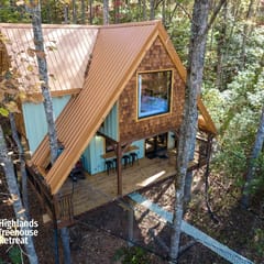 The Carpentree - A-Frame Treehouse & Giant Net