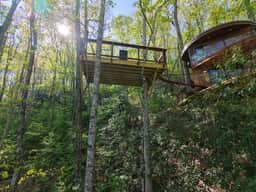 The Mēos - Earthy Treehouse & Suspended Platform - Image 5