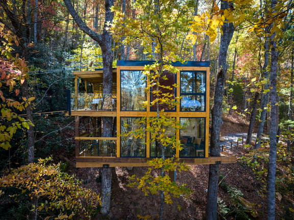 360° Glass Treehouse in the Canopy - The Cūbus